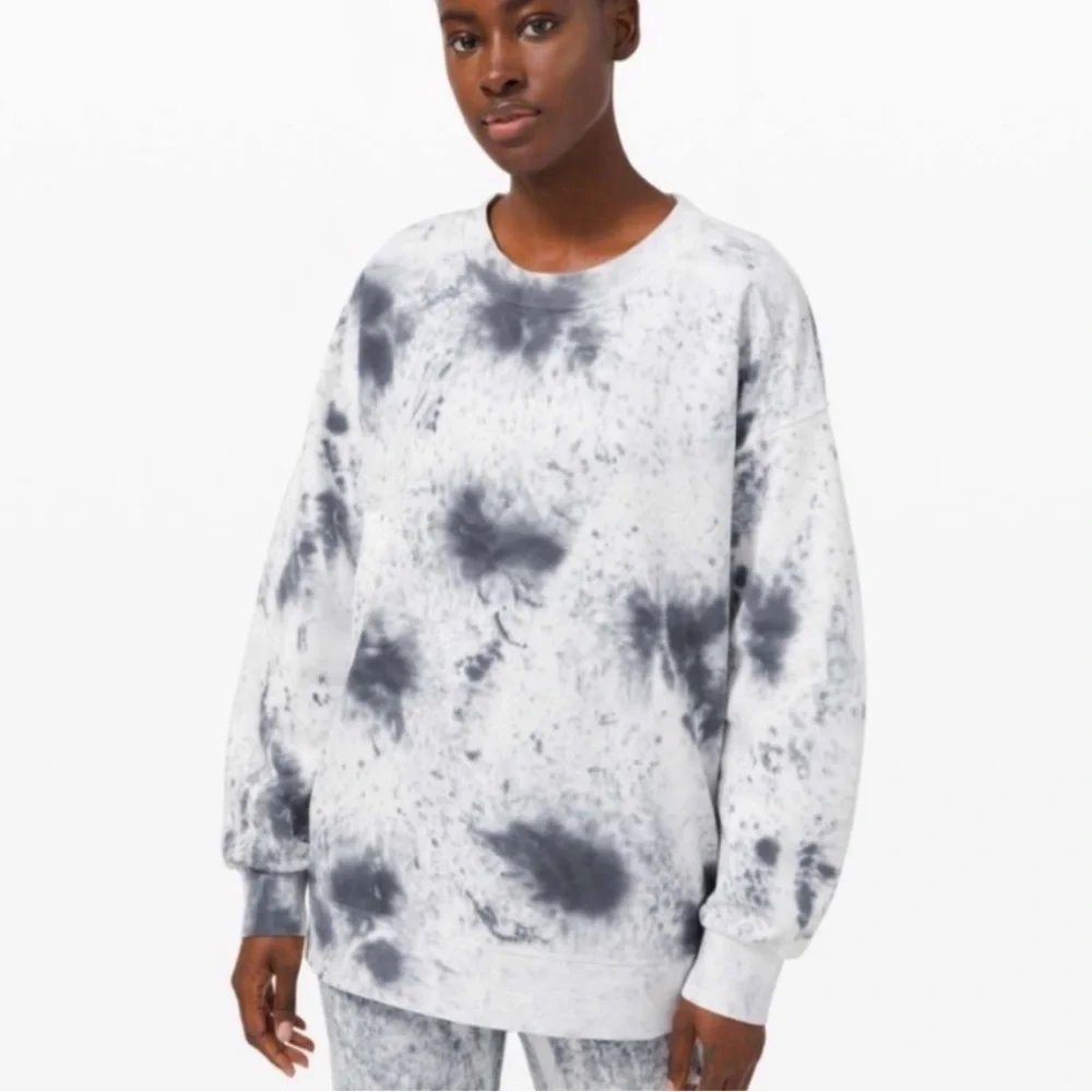 Lululemon Perfectly Oversized Crew Tie Dye in Marble Dye Classic Navy Size 4